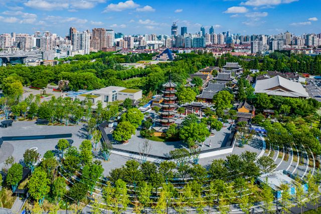 龙华广场